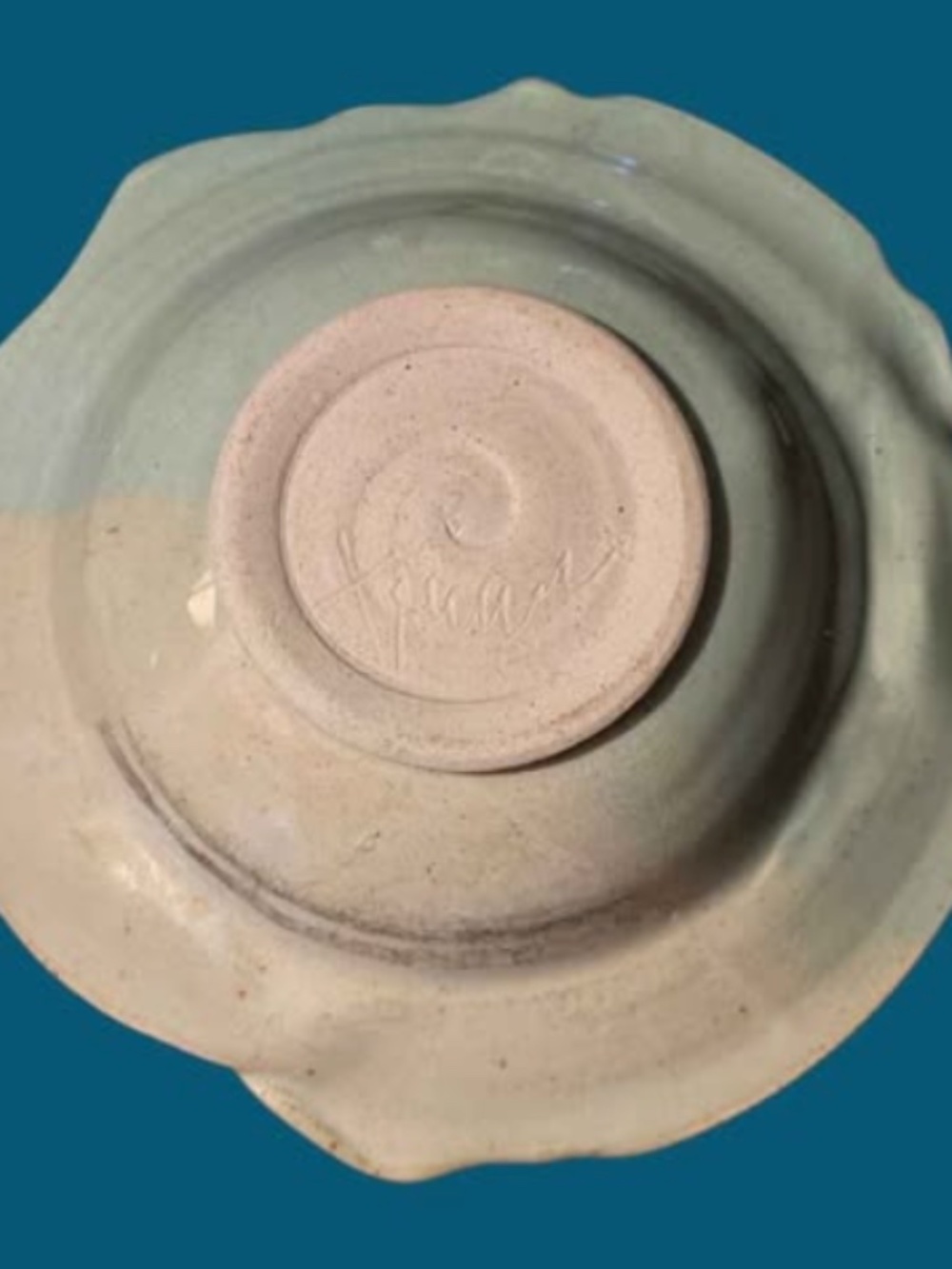 Lone Ash Pottery Bowl by Mike Taylor - England - Picture 4 of 7